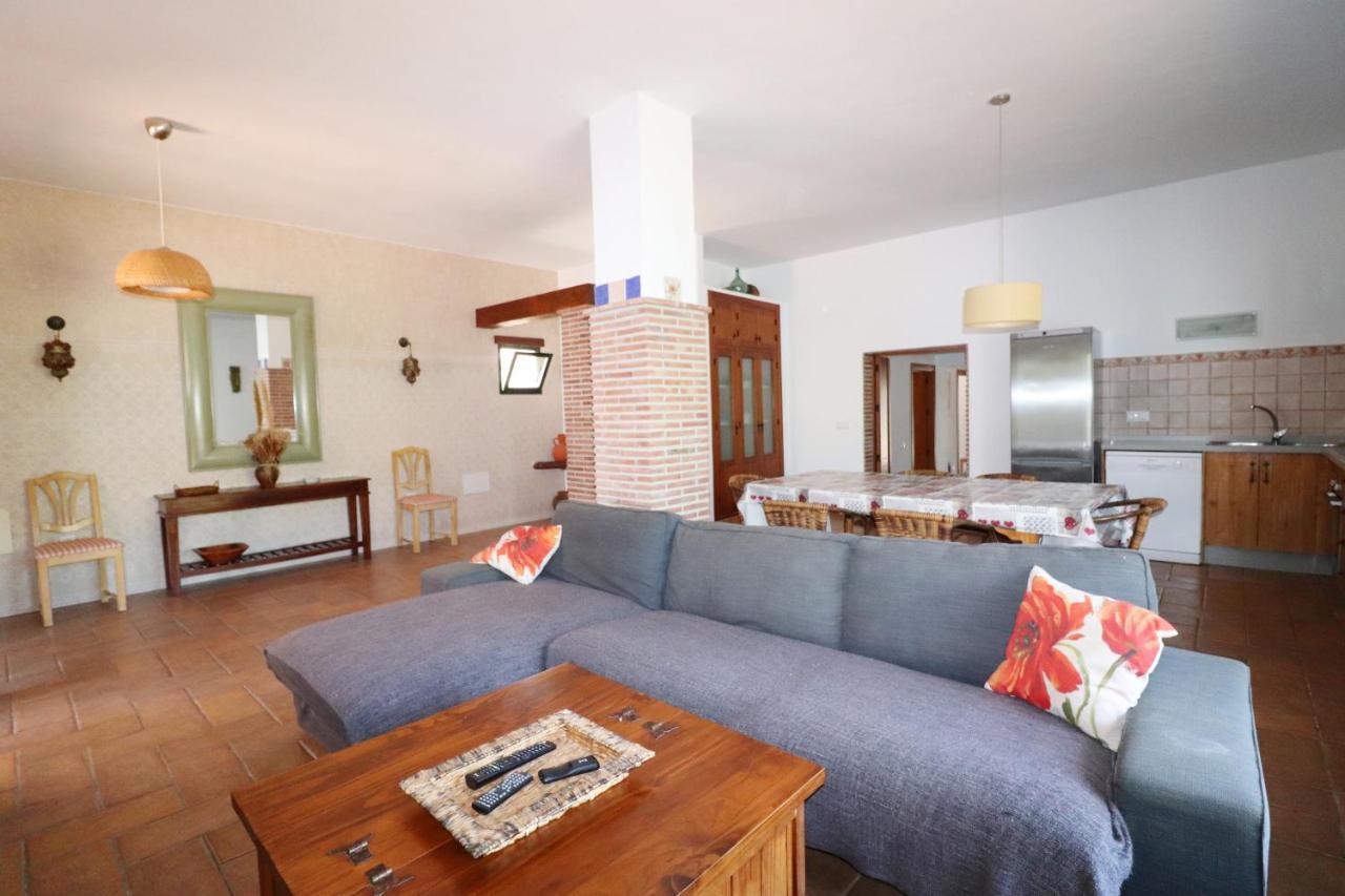 Villa El Crucero With Pool And Jacuzzi Spainsunrentals 1035 Nerja Exterior photo