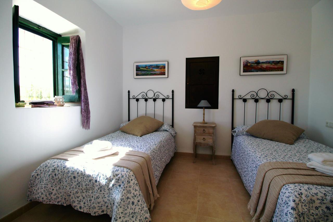Villa El Crucero With Pool And Jacuzzi Spainsunrentals 1035 Nerja Exterior photo