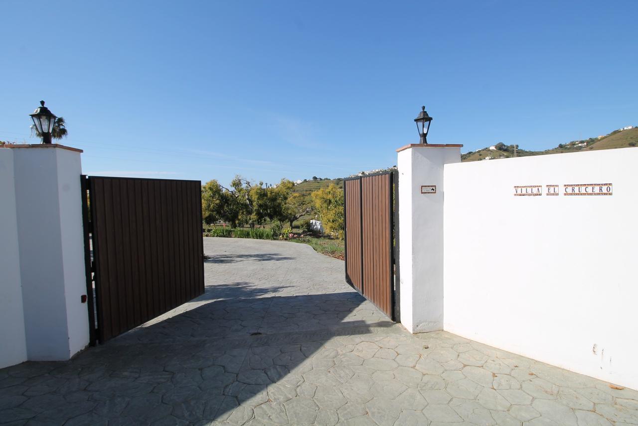 Villa El Crucero With Pool And Jacuzzi Spainsunrentals 1035 Nerja Exterior photo